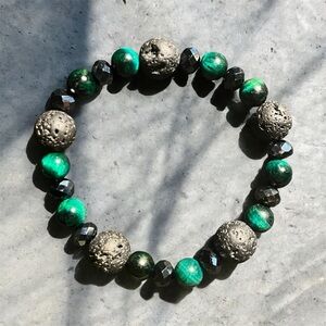 Green Cats Eye & Black Lava Crystal Bracelet